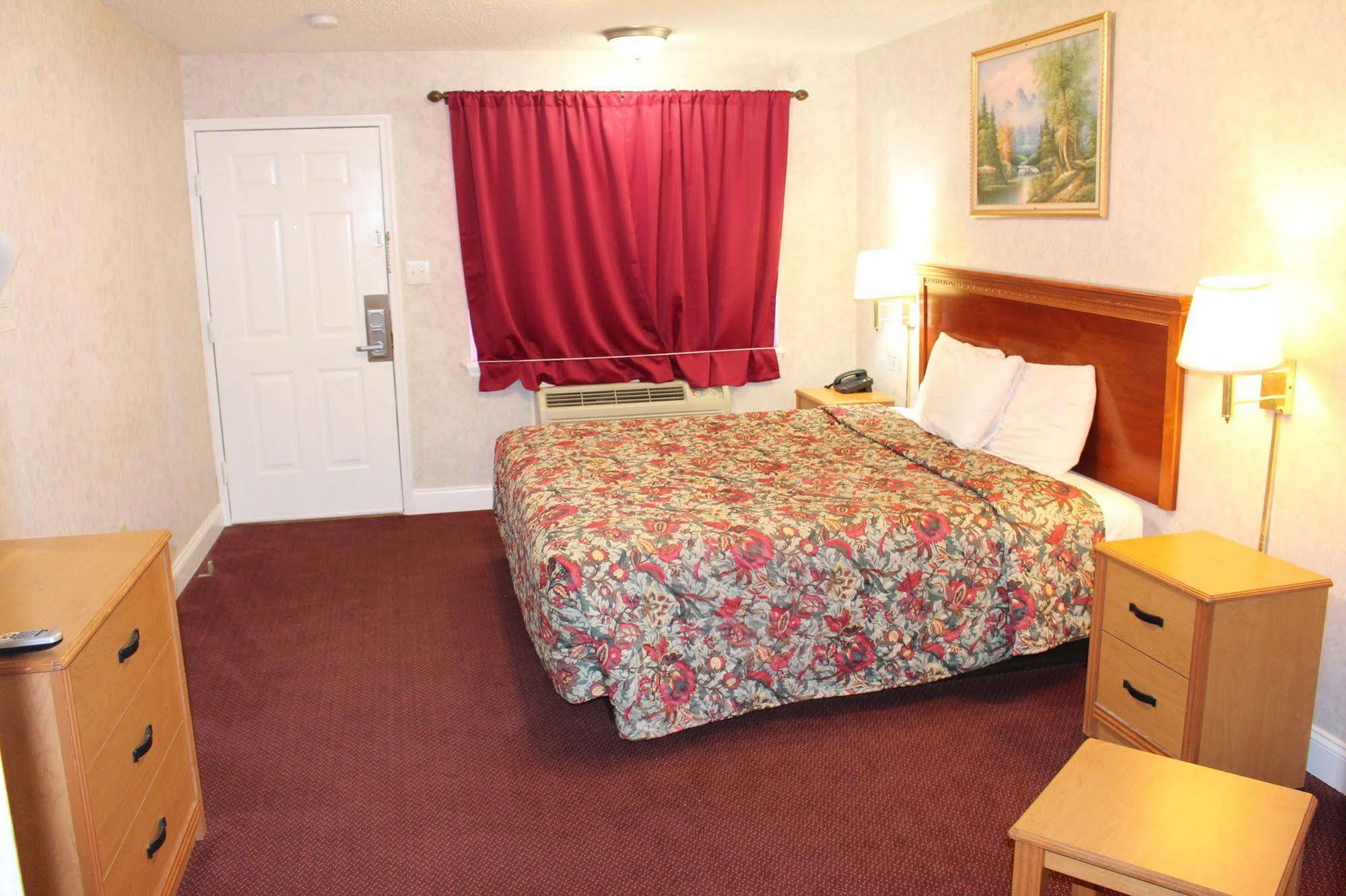 Highlander Motor Atlantic Hotel 2*